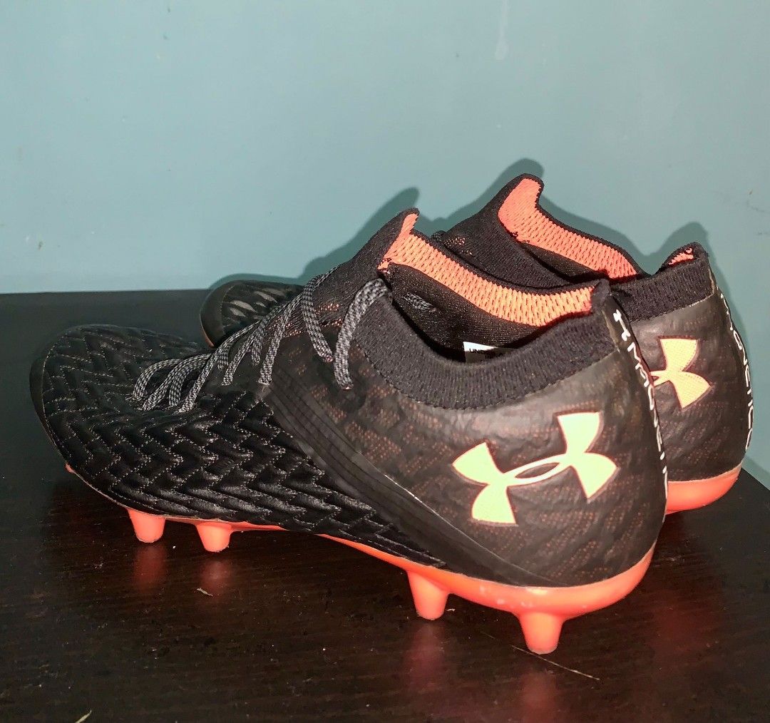 Under Armour Micro G® Valsetz Mid Tactical Boots, Men's Fashion, Footwear,  Boots on Carousell