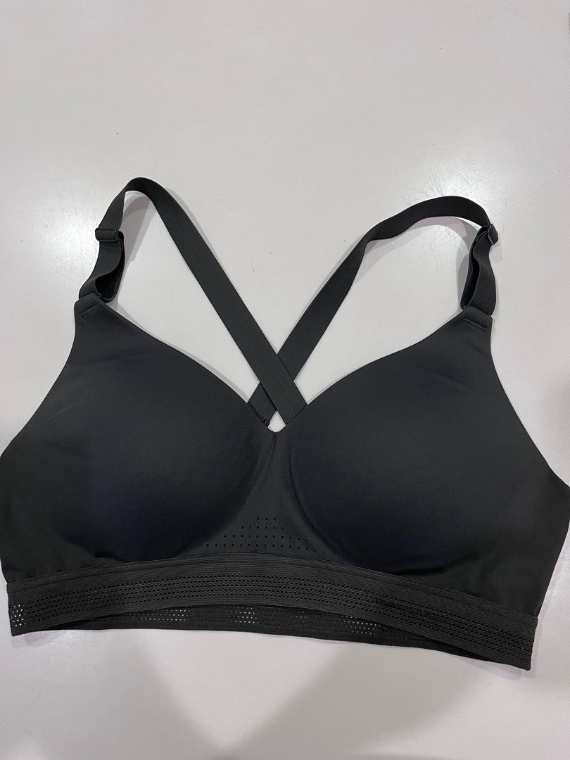 Uniqlo Black Active Sports Bras