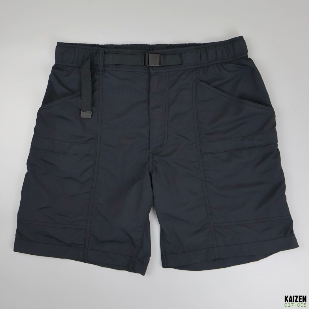 UNIQLO BLACK NYLON UTILITY GEARED SHORTS, Men's Fashion, Bottoms
