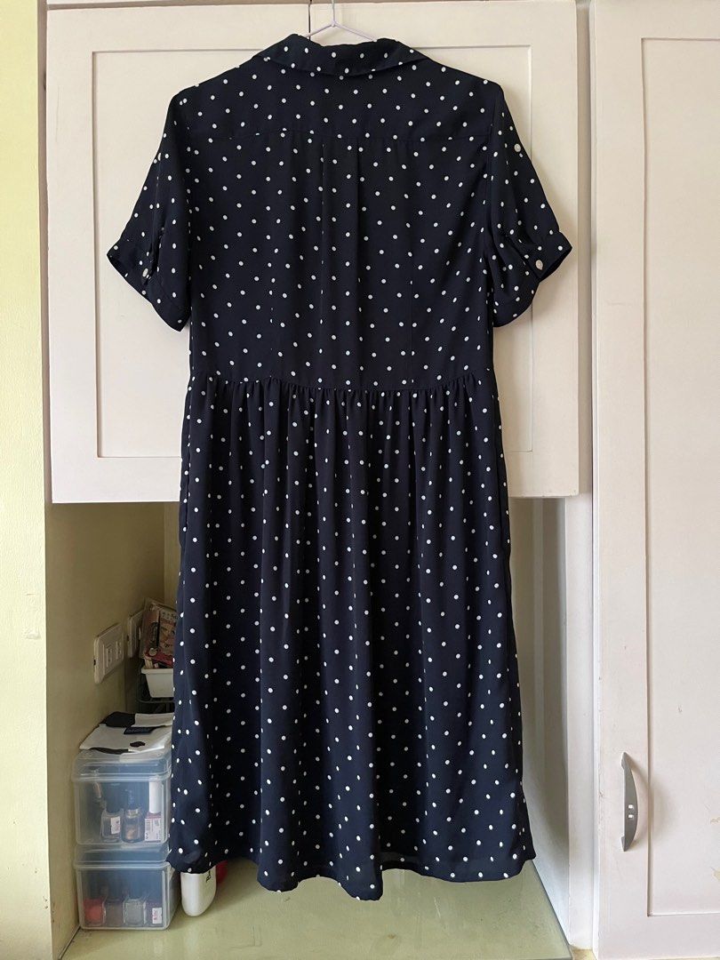 Uniqlo Polka Dot Midi Dress, Women's Fashion, Dresses & Sets, Dresses on  Carousell