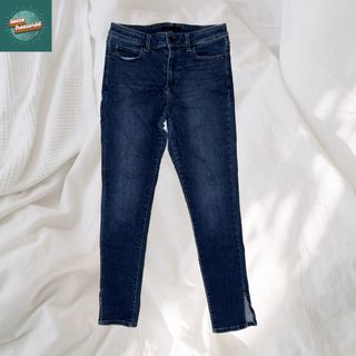 (Category: ) located in . Submitted by ttkchthrift (Listing ID 1263252392, Image 1). Description: .