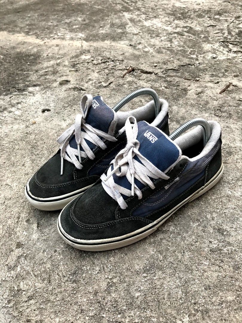 Vans Men s Bearcat Canvas Suede Classic Skate Shoes Navy Fesyen