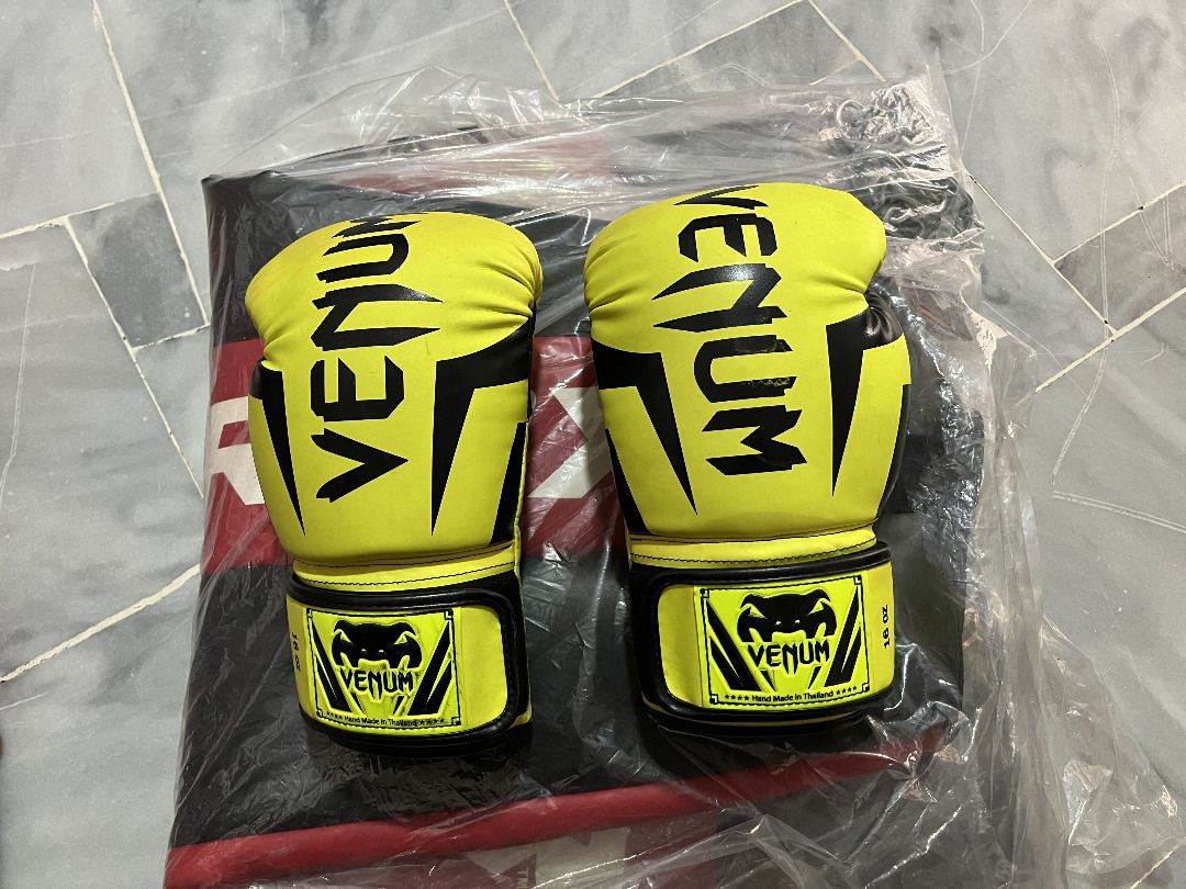 Venum Boxing Gloves 16oz
