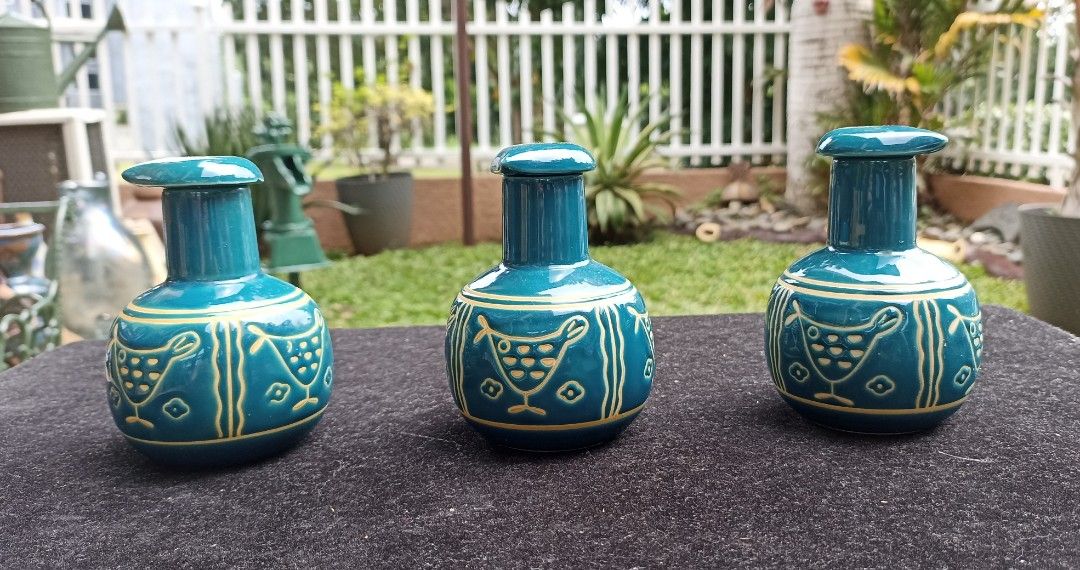 Vintage Condiments Ceramicware (Category: Dinnerware & Cutlery) located in Davao. Submitted by papa1919 (Listing ID 1263199087, Image 1). Description: Price is for the set of 3..