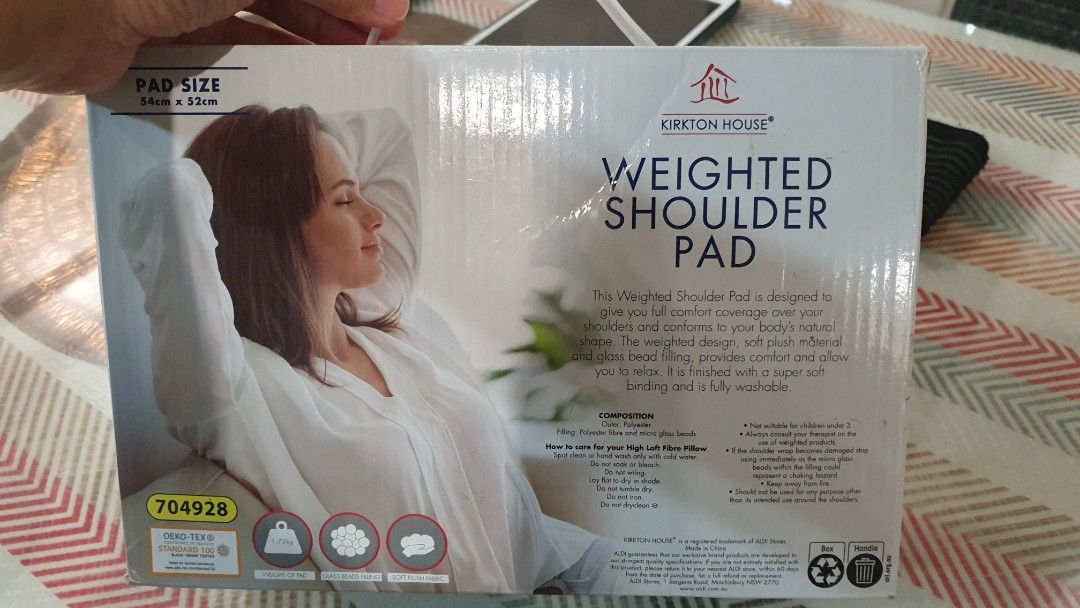 Weighted shoulder pad (1.75kg) (Category: Braces, Support & Protection) located in Quezon City. Submitted by packship_41 (Listing ID 1263333702, Image 1). Description: Brand new. Stored. rfs: letting go of unused items at home..