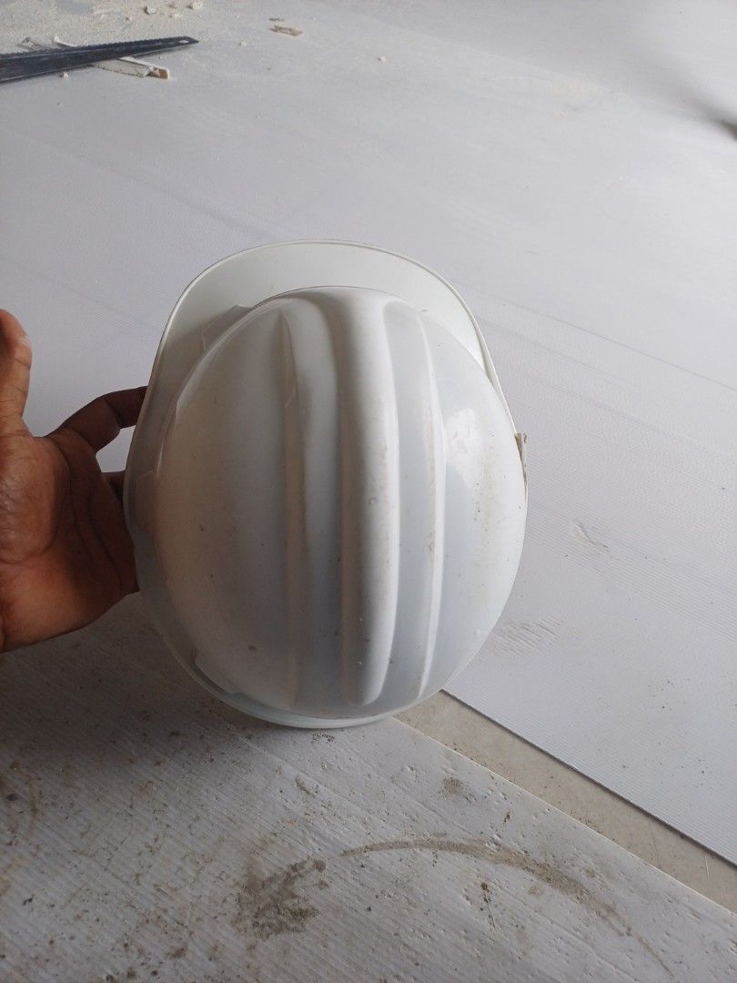 White helmet for construction forman, Health & Nutrition, Medical