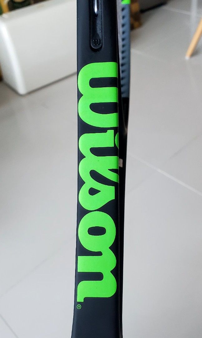 Wilson Blade V7 18x20 G2, 運動產品, 運動與體育, 運動與體育- 球拍和 