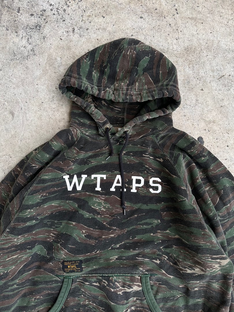 Wtaps camo hoodie on sale