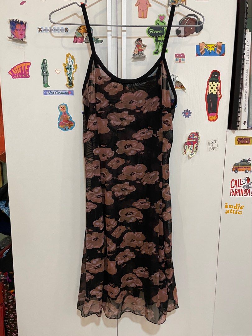 Y2K floral mesh dress (Category: Dresses) located in Santa Rosa. Submitted by jiIIian_ (Listing ID 1263273293, Image 1). Description: Y2K floral mesh dress ✿ Fits XS-S ✿ See through, great for layering ✿ Light, stretchy MOP: GCash / BPI.