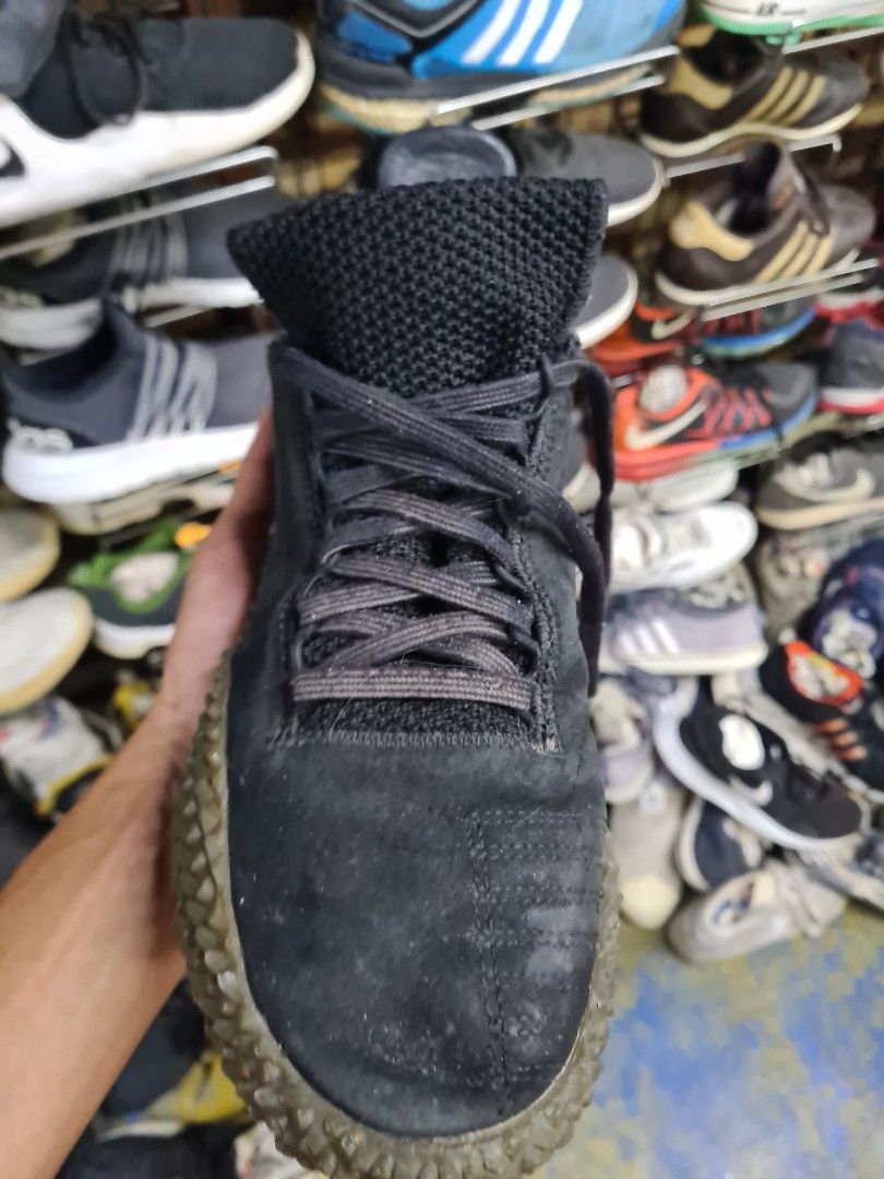 Adidas kamanda store on feet