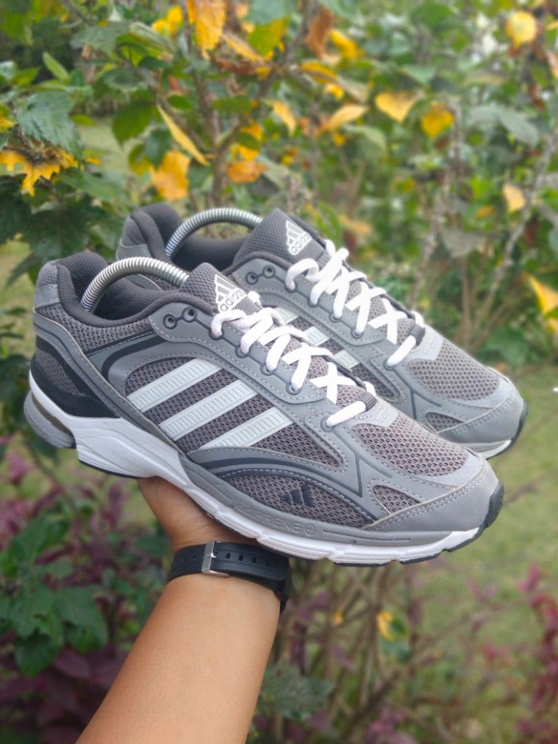 Adidas shoes 8 size 42 hotsell