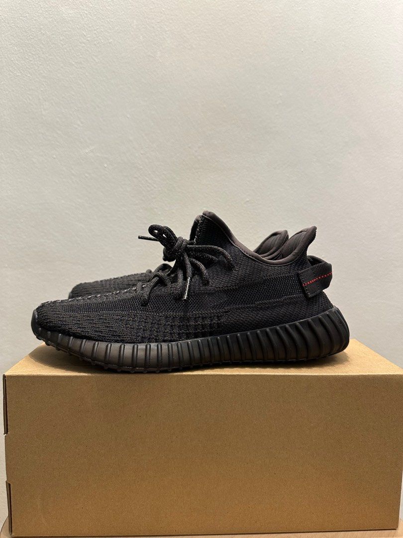 Yeezy black 2024 reflective box