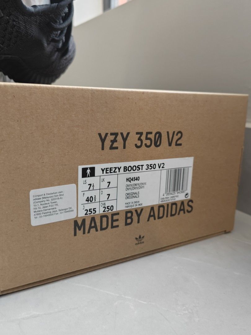 Adidas yeezy 250 90 store