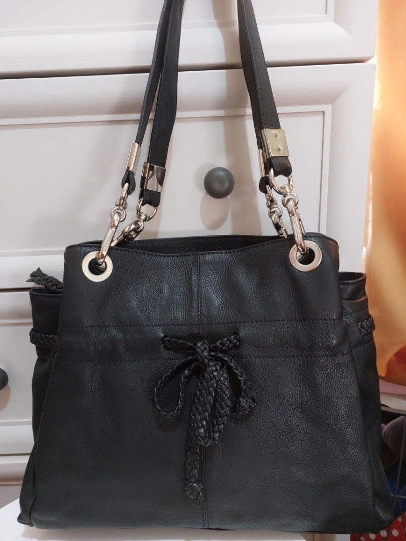 Arma brand, Women's Fashion, Bags & Wallets, Tote Bags on Carousell