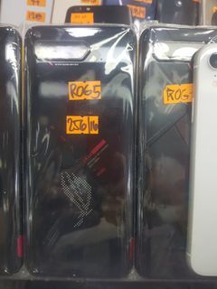 ASUS ROG 5 16GB/ 256GB OPENLINE Good as New