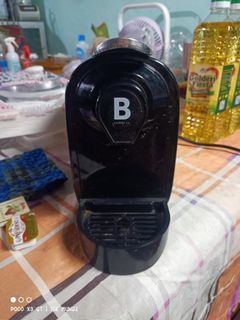B Coffee Co. Freshman Capsule Coffee Machine