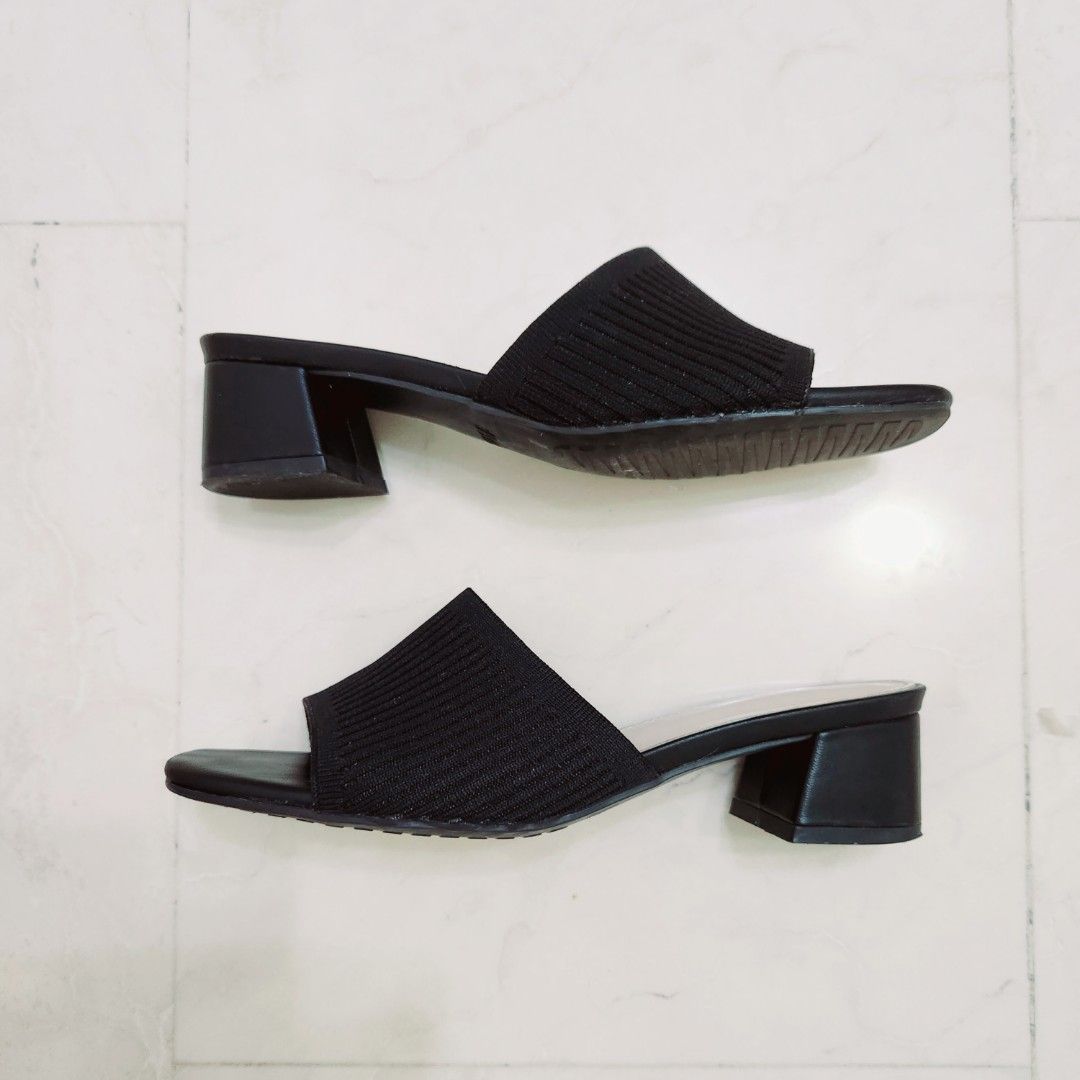Black 1.5 inch on sale heels