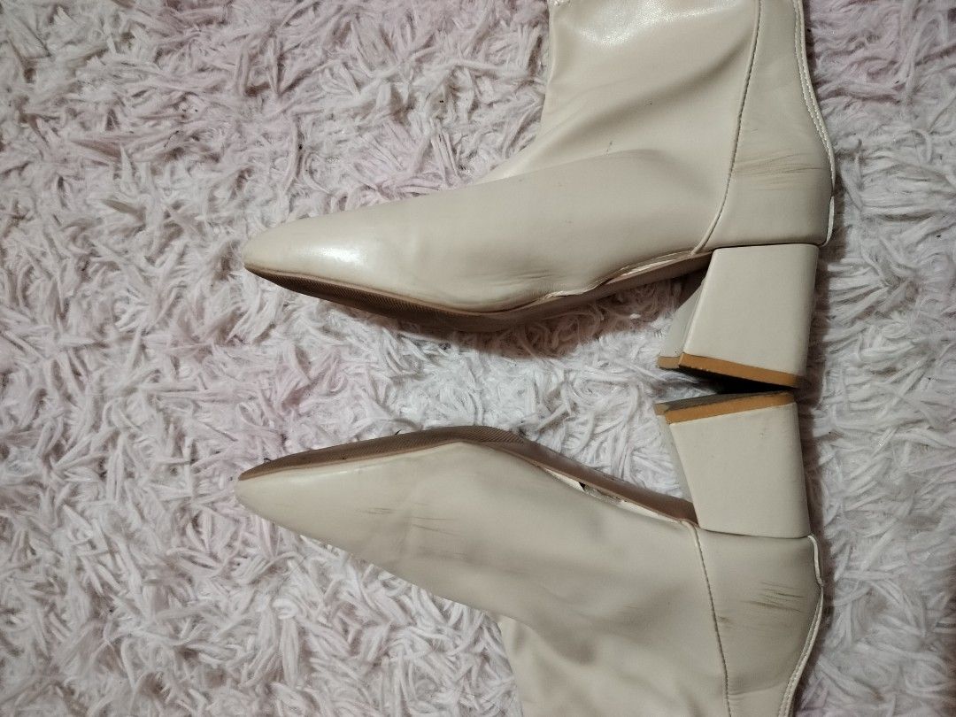 pocket boots beige