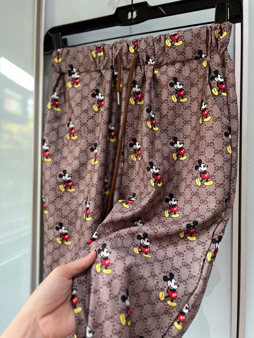 Fuzzy Gucci Pajama Pants BN Mickey Gucci Home Set, Fesyen Wanita, Pakaian  Wanita, Lainnya