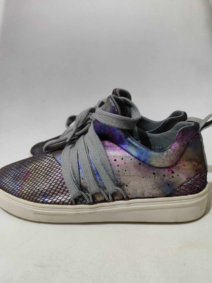 Brash Kids Purple Metallic Lace Up Sneakers size 5 Babies