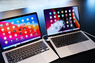 BUYING / BUMIBILI Apple Gadgets (Macbook Pro and Air, iPads, iPhones, Mac Mini, iMac, etc.)