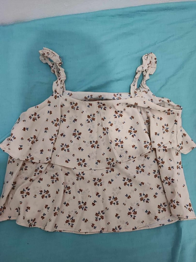 Cami Top Floral Print, Women's Fashion, Tops, Sleeveless on Carousell