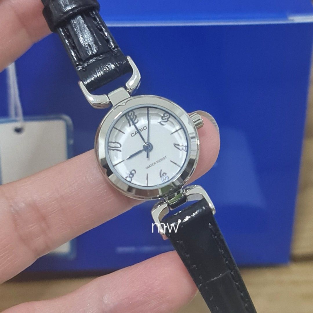 Casio strap 2025 watches for ladies