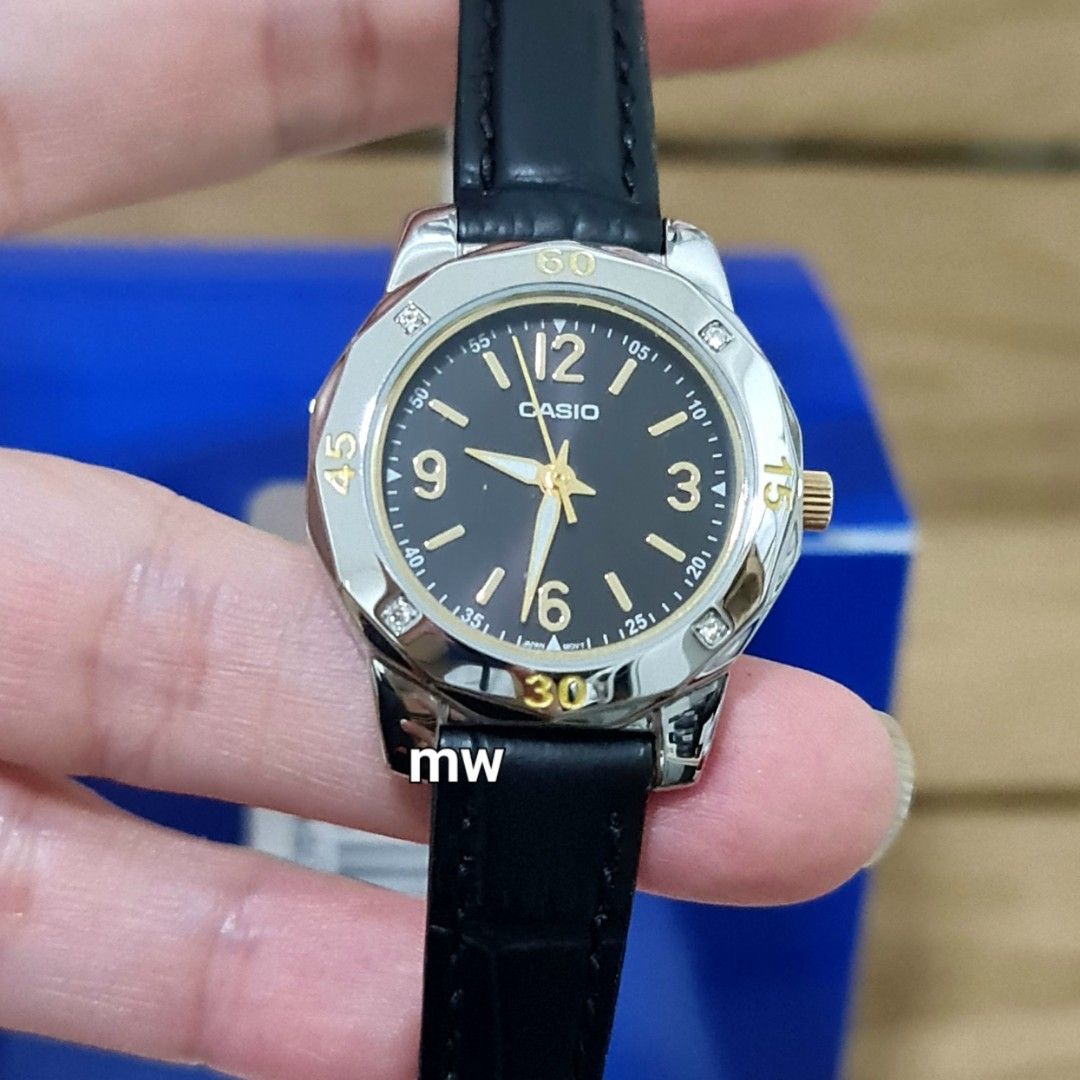 Casio ltp 1301 leather analog quartz ladies girls women s crystal leather vintage watch