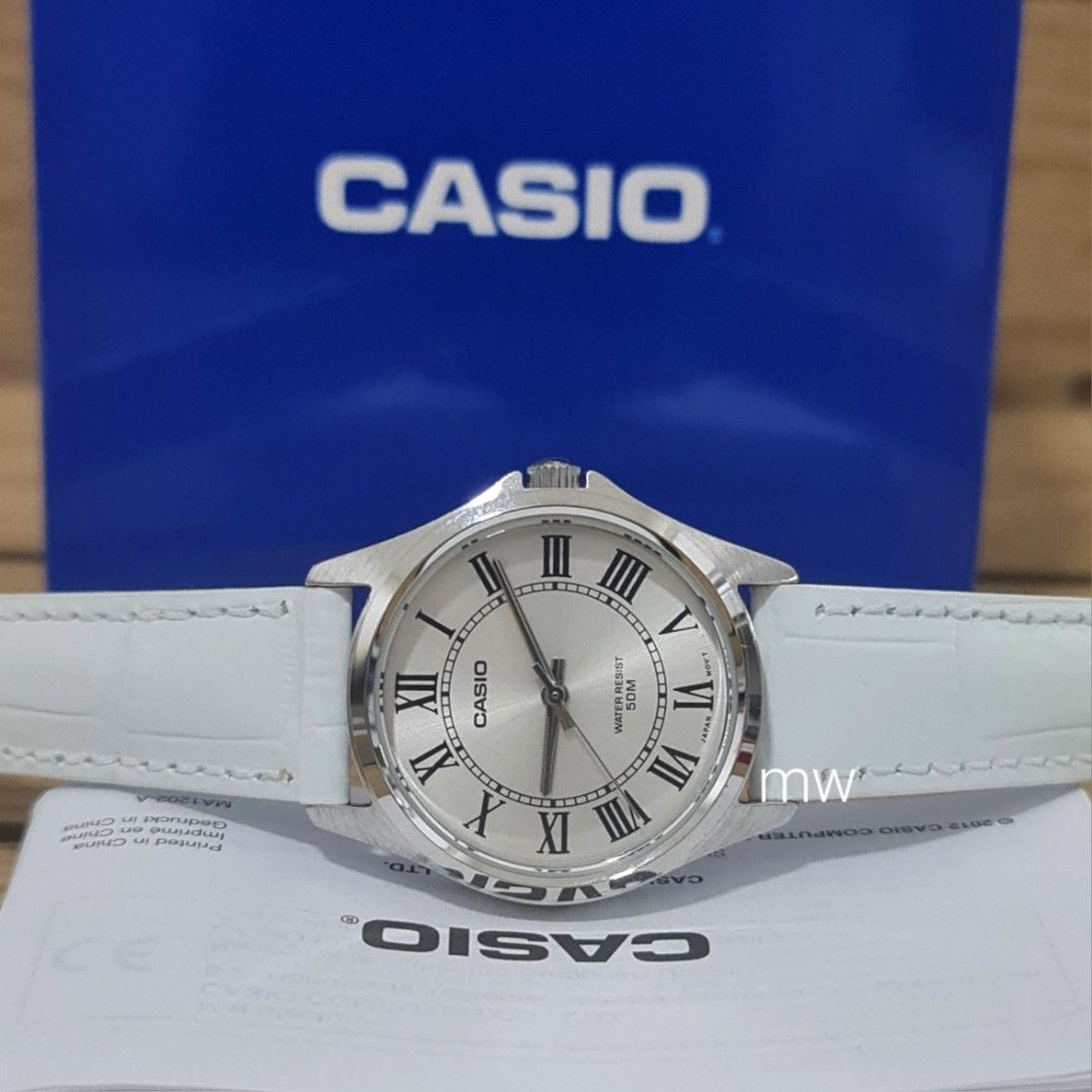 Casio top simple watch