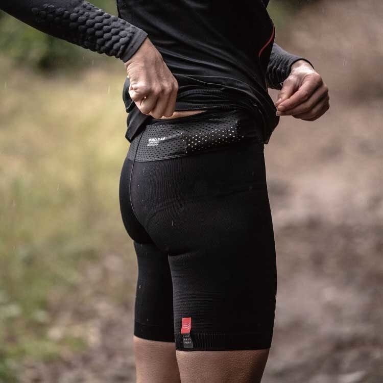 Celana COMPRESSPORT TRAIL RUNNING UNDER CONTROL SHORT Size T1 SX