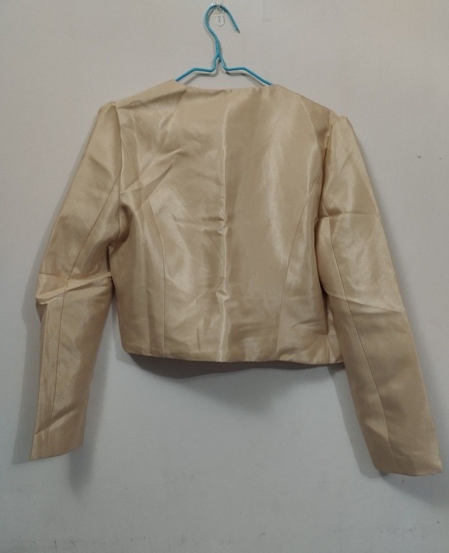 Champagne colour jacket outlet