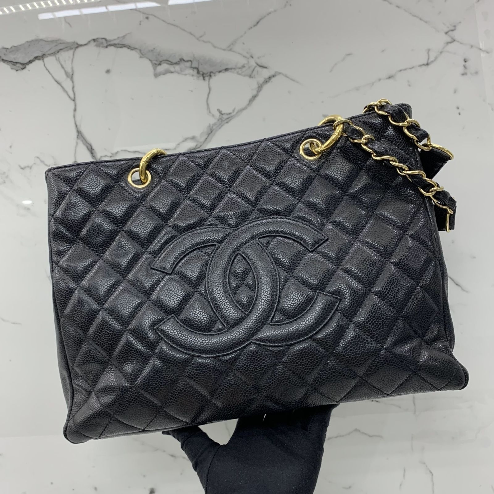 Chanel Seasonal Flap Bag, Luxury, Bags & Wallets on Carousell