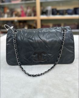 Chanel East West flap - Black Caviar, Luxury, Bags & Wallets on Carousell