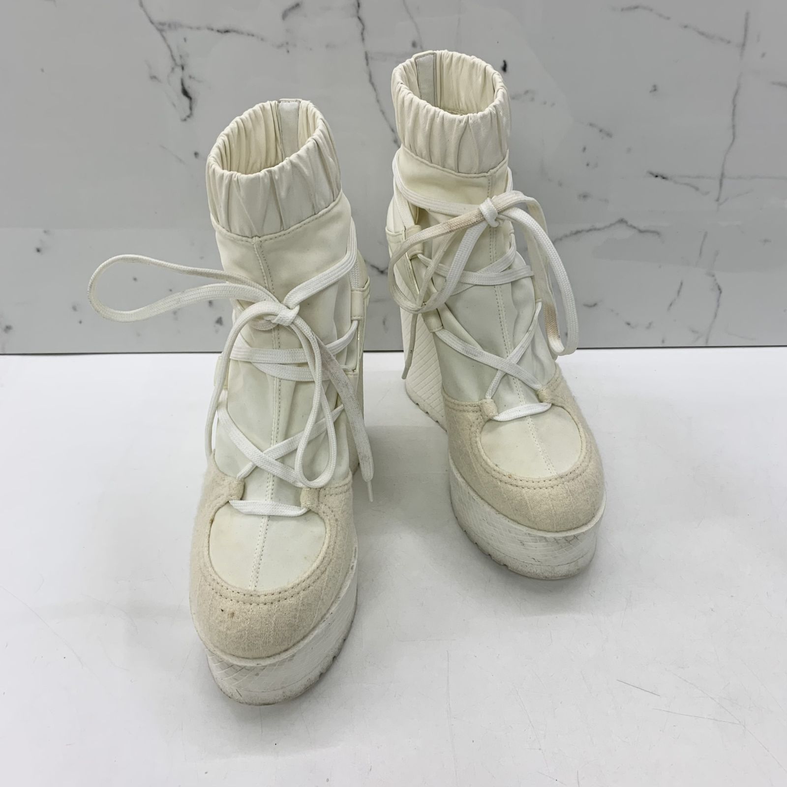 CHANEL WHITE PLATFORM 37 BOOTS 237036332 WE Luxury Sneakers