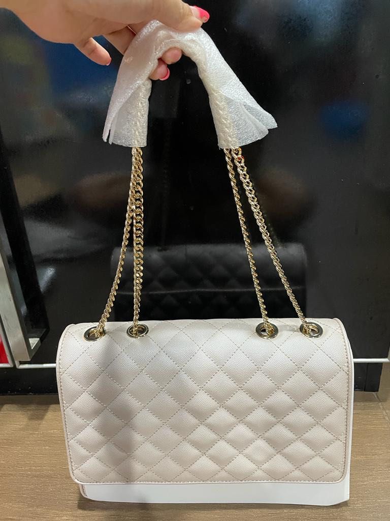 Charles keith push lock quilted crossbody bag pearl white new