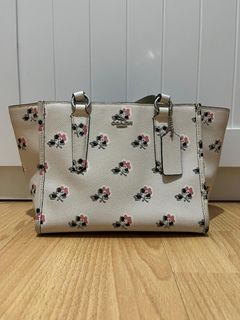 Coach authentic