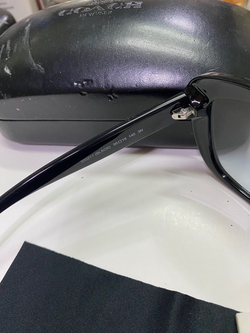 Coach Sunglasses (Category: Sunglasses & Eyewear) located in Marikina City. Submitted by jyzsy (Listing ID 1264807214, Image 3). Description: Original Coach sunglasses. Large lens, semi-cat’s eye shape. Used once. Rfs: decluttering.
