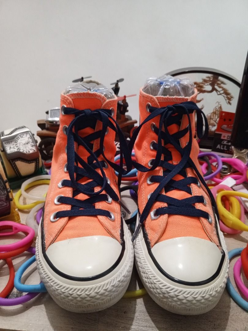 Hyper orange converse hot sale