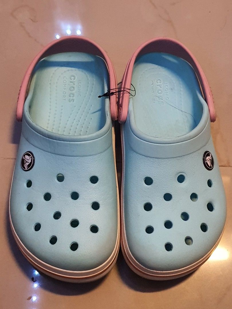Crocs cyan sales