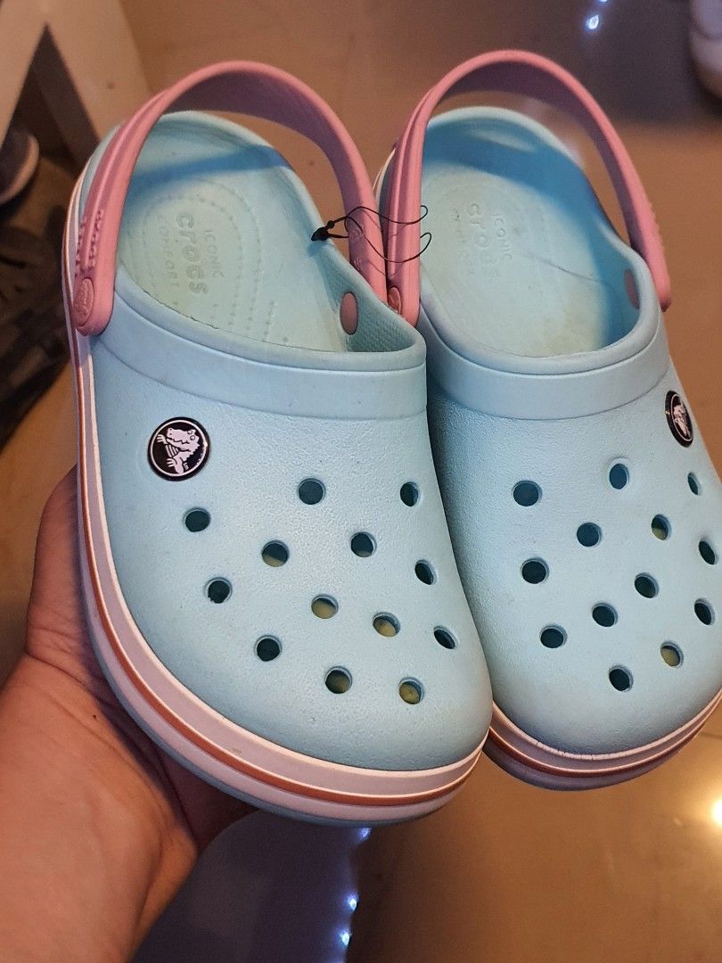 Crocs cyan on sale