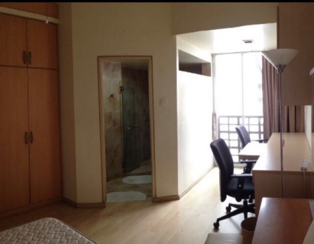(Category: ) located in . Submitted by majorgeneral (Listing ID 1264904730, Image 1). Description: .