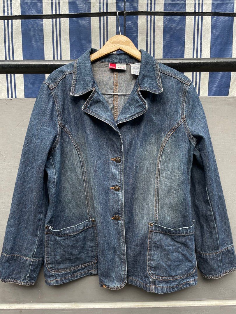 Faded glory denim jacket (Category: Coats, Jackets and Outerwear) located in Bulacan. Submitted by levidiff (Listing ID 1264847363, Image 1). Description: Faded glory denim jacket XL women on tag Very good condition Actual color may vary due to camera lighting Check detailed photos L - 26 W - 21.