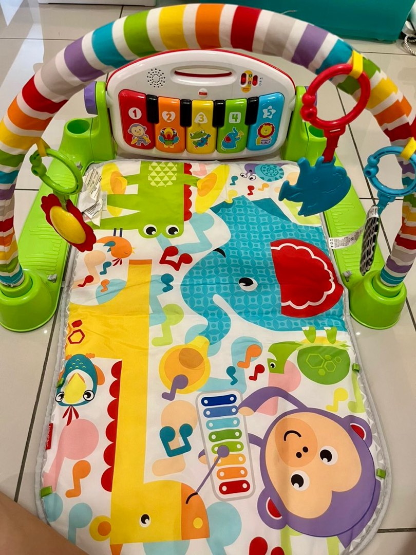 Deluxe kick & play piano gym 2025