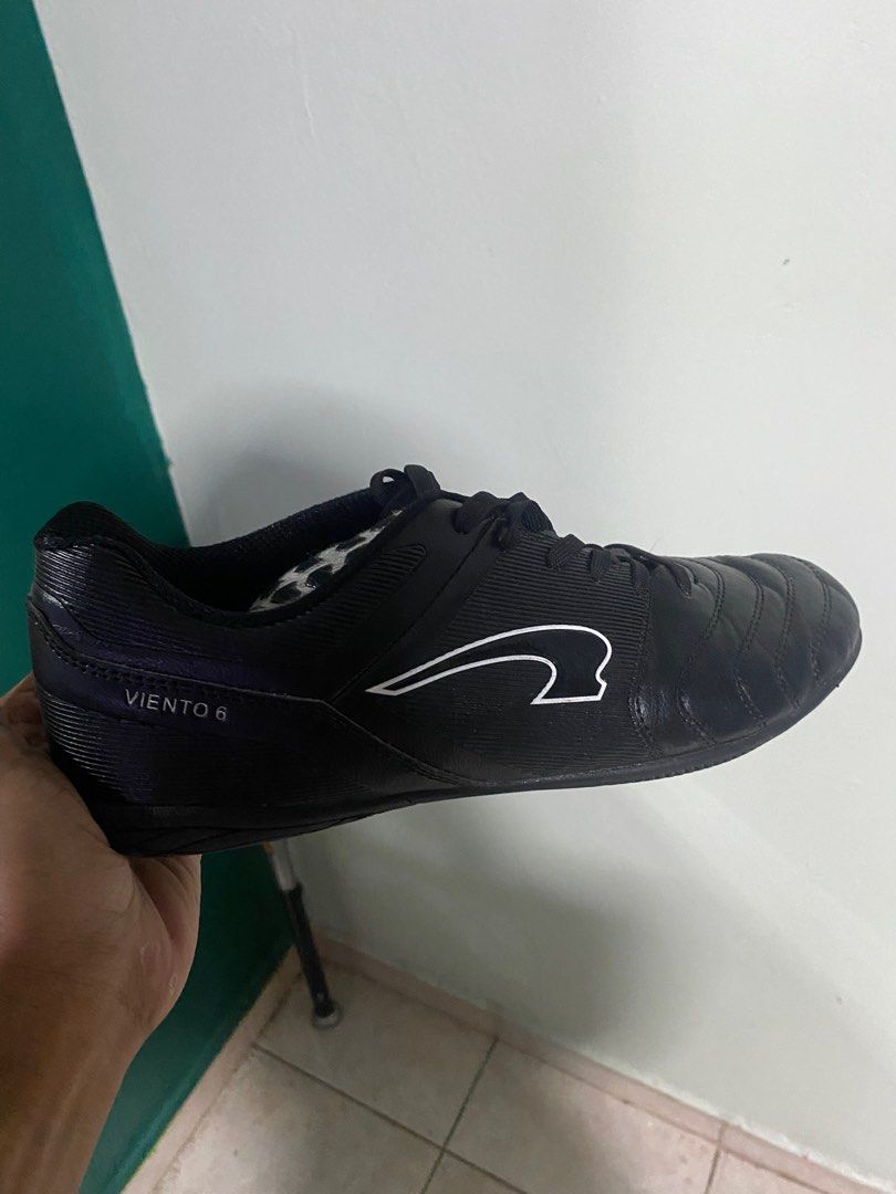 Kronos futsal shoes store