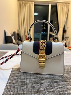 （分類：）位於 。 由 lucyisme 提交（商品編號 1264912995，圖片 1）。簡介： 。