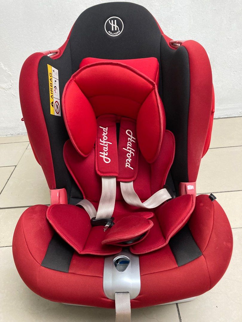 Halford Voyage XT Convertible Car Seat [Red], Babies & Kids, Going Out, Car Seats on Carousell