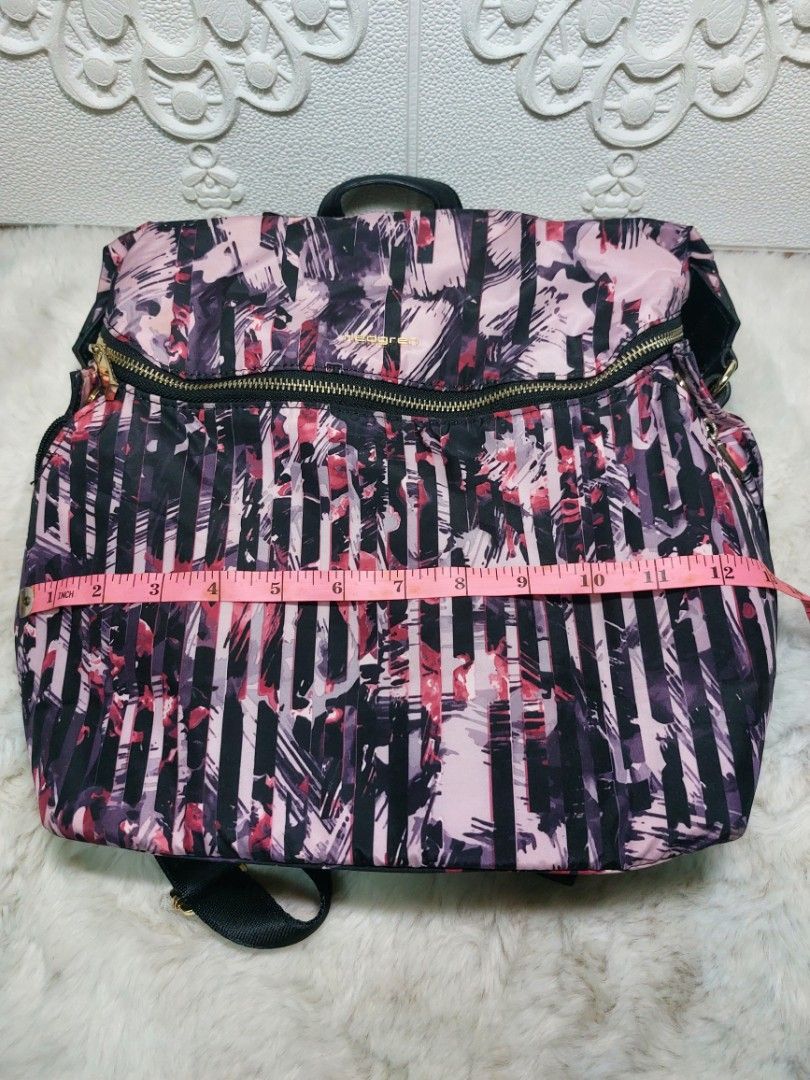 HEDGREN Backpack, Luxury, Bags & Wallets on Carousell