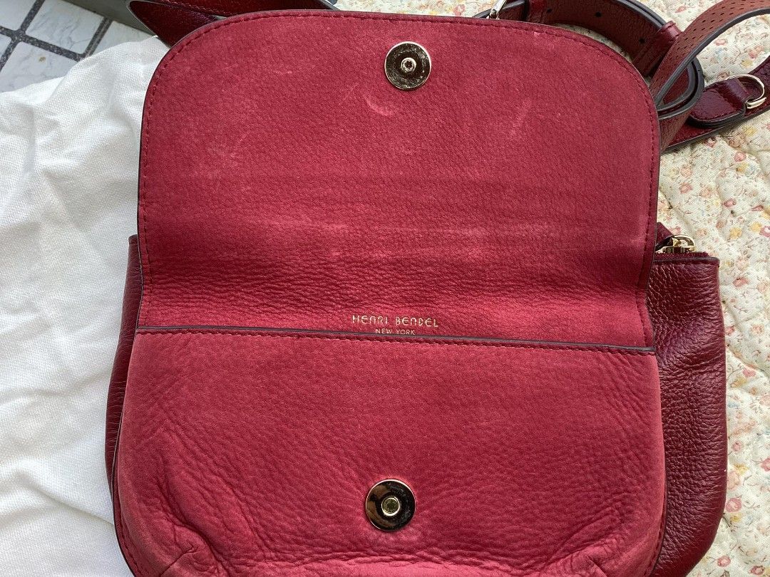 Henri bendel hotsell red purse
