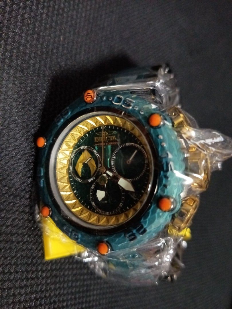 Invicta DC Comics Aquaman Men Model 26783
