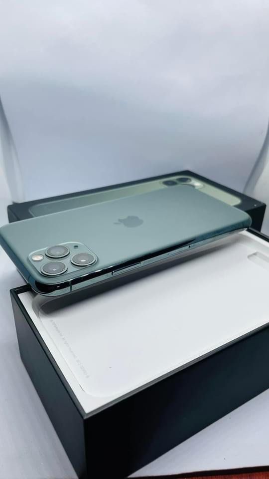 iPhone 11Pro 256gb DUAL SIM (Category: iPhone 11 Series) located in Manila. Submitted by TekiCashGadgetsph (Listing ID 1264846869, Image 1). Description: iPhone 11Pro 256gb Single sim (US) 24,000 Dual sim (HK) 24,700 (FU) Open-line, any sim working (worldwide) - Guaranteed original iPhone not fake/copy Complete accessories with box Secondhand Good as new not abused! Presentable •Original Lcd • no issue hidden issues • no apple id / iCloud id • Go